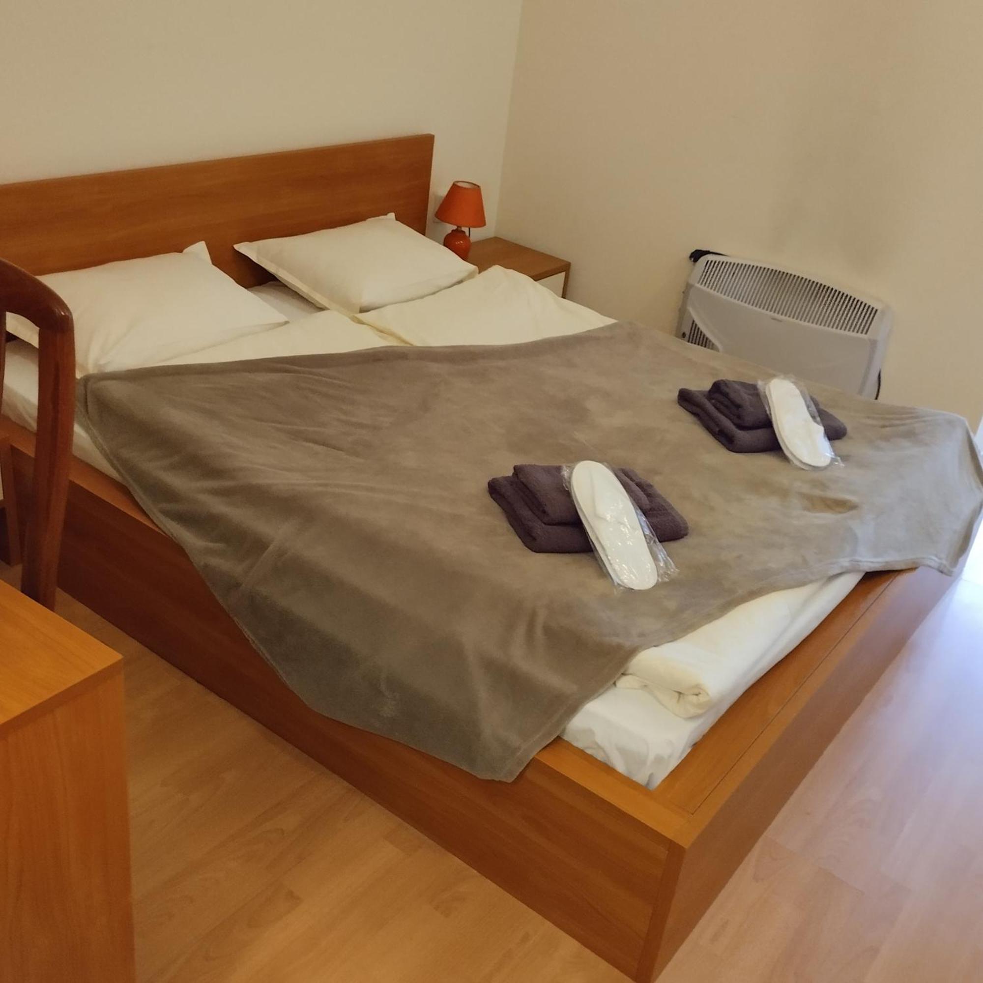 Sa Services Private Apartments, Eagle Rock Complex Beli Iskar Exteriör bild
